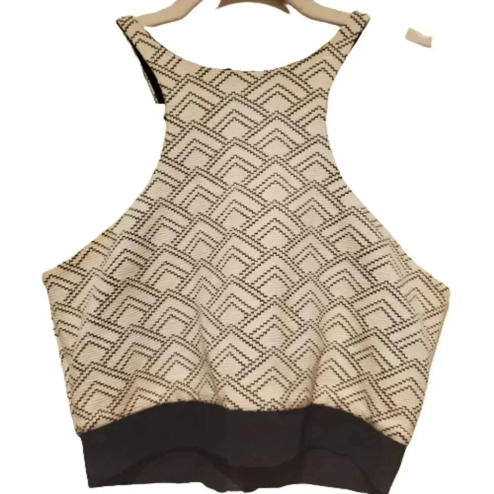 EXPRESS Black & White Cropped Back Zip Top Size SP